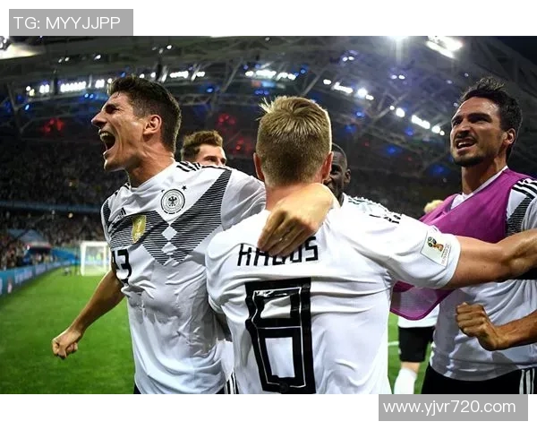 克罗斯：从足球天才到战术大师的蜕变之路与未来展望